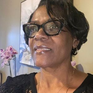 Meet your Posher, Janice